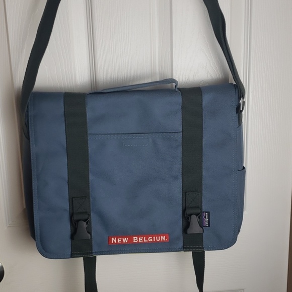 Patagonia Other - Patagonia Messenger Bag